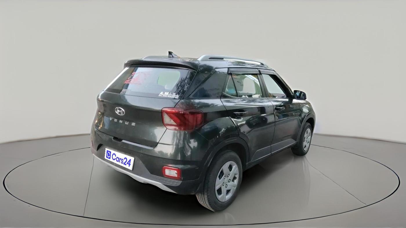 2021 Hyundai VENUE S+ 1.2, Petrol, Manual, 30,899 km, exterior