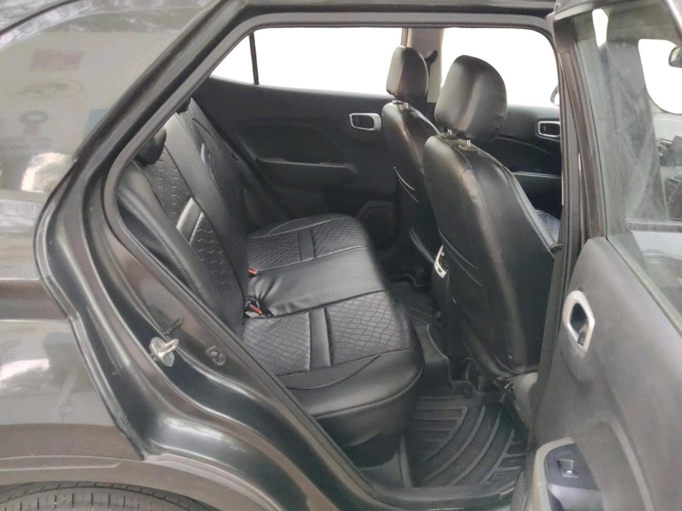 2021 Hyundai VENUE S+ 1.2, Petrol, Manual, 30,899 km, interior