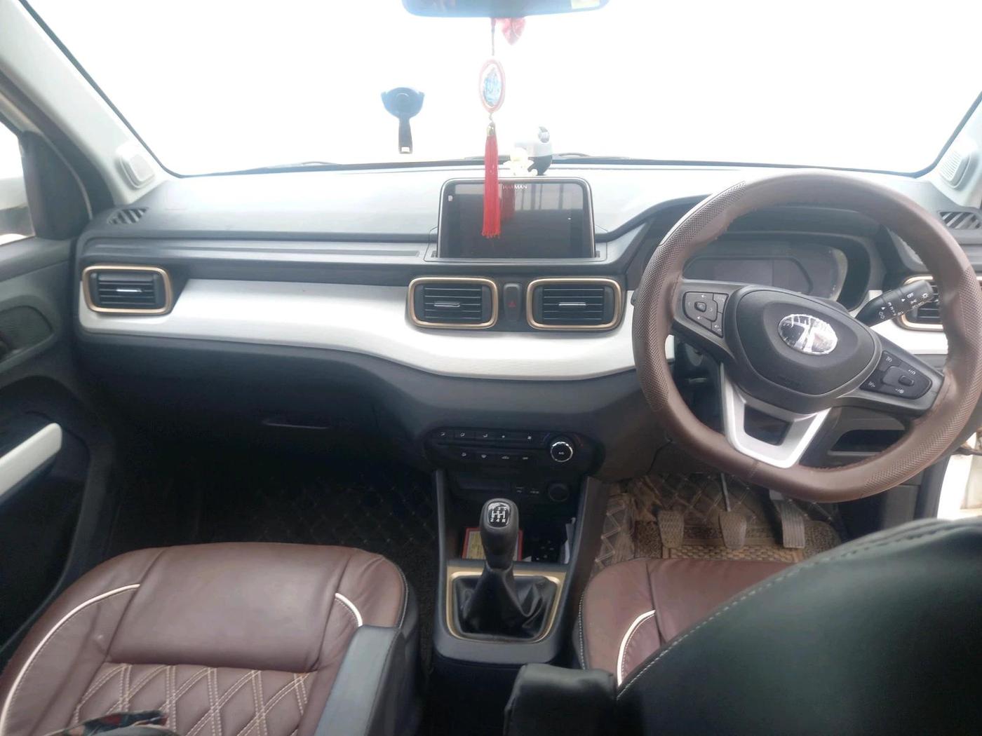2024 Tata PUNCH ACCOMPLISHED MT, Petrol, Manual, 8,649 km, interior