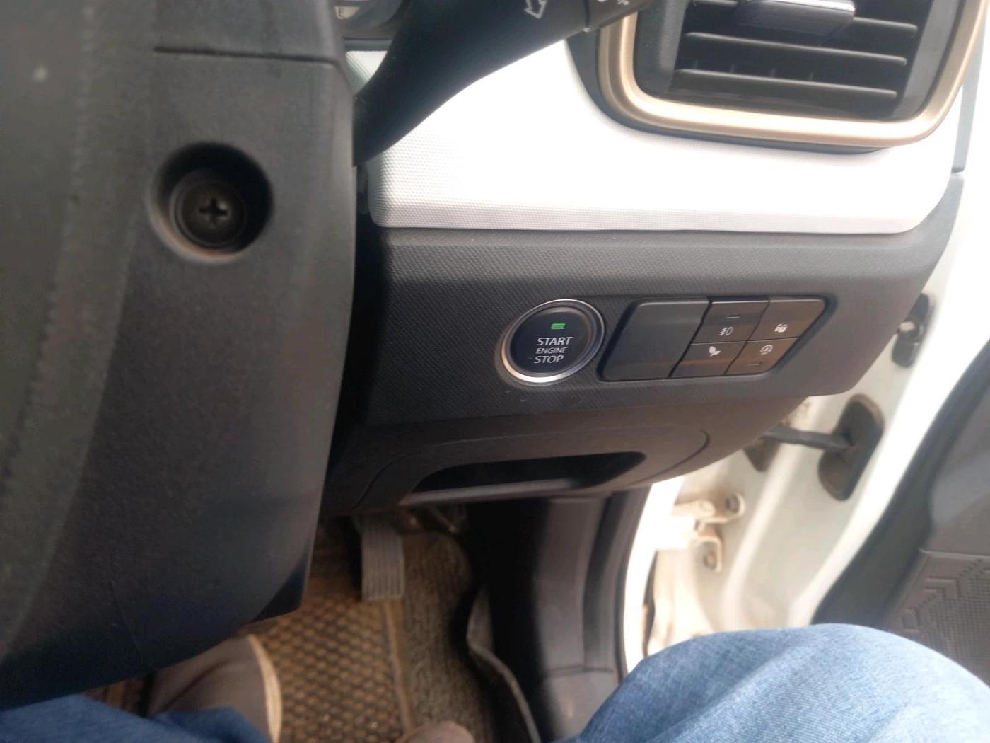 2024 Tata PUNCH ACCOMPLISHED MT, Petrol, Manual, 8,649 km, interior