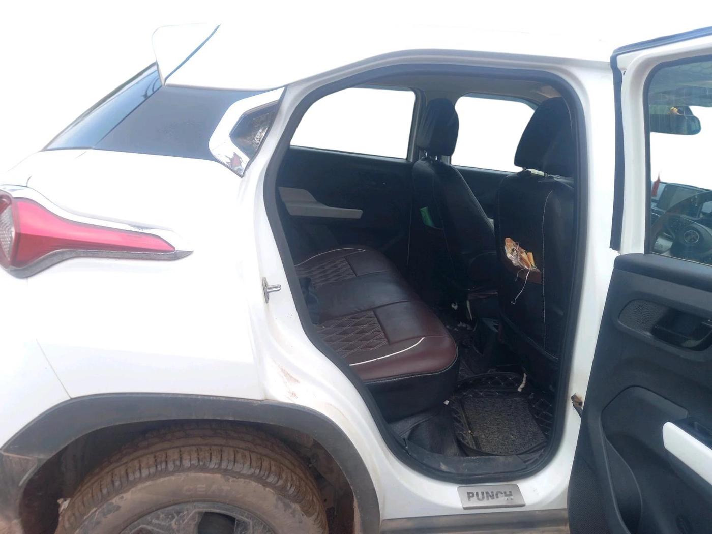 2024 Tata PUNCH ACCOMPLISHED MT, Petrol, Manual, 8,649 km, interior
