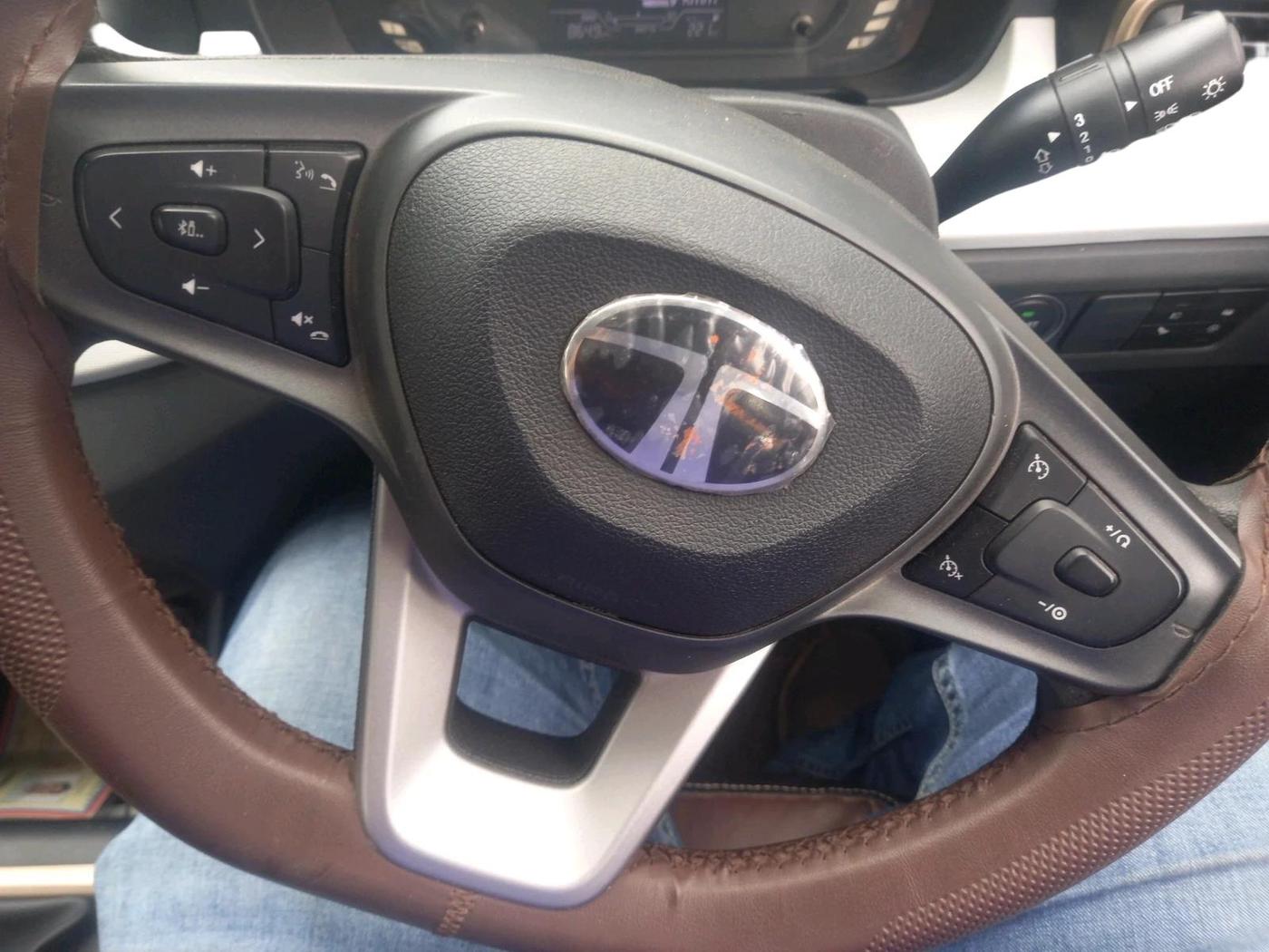 2024 Tata PUNCH ACCOMPLISHED MT, Petrol, Manual, 8,649 km, interior
