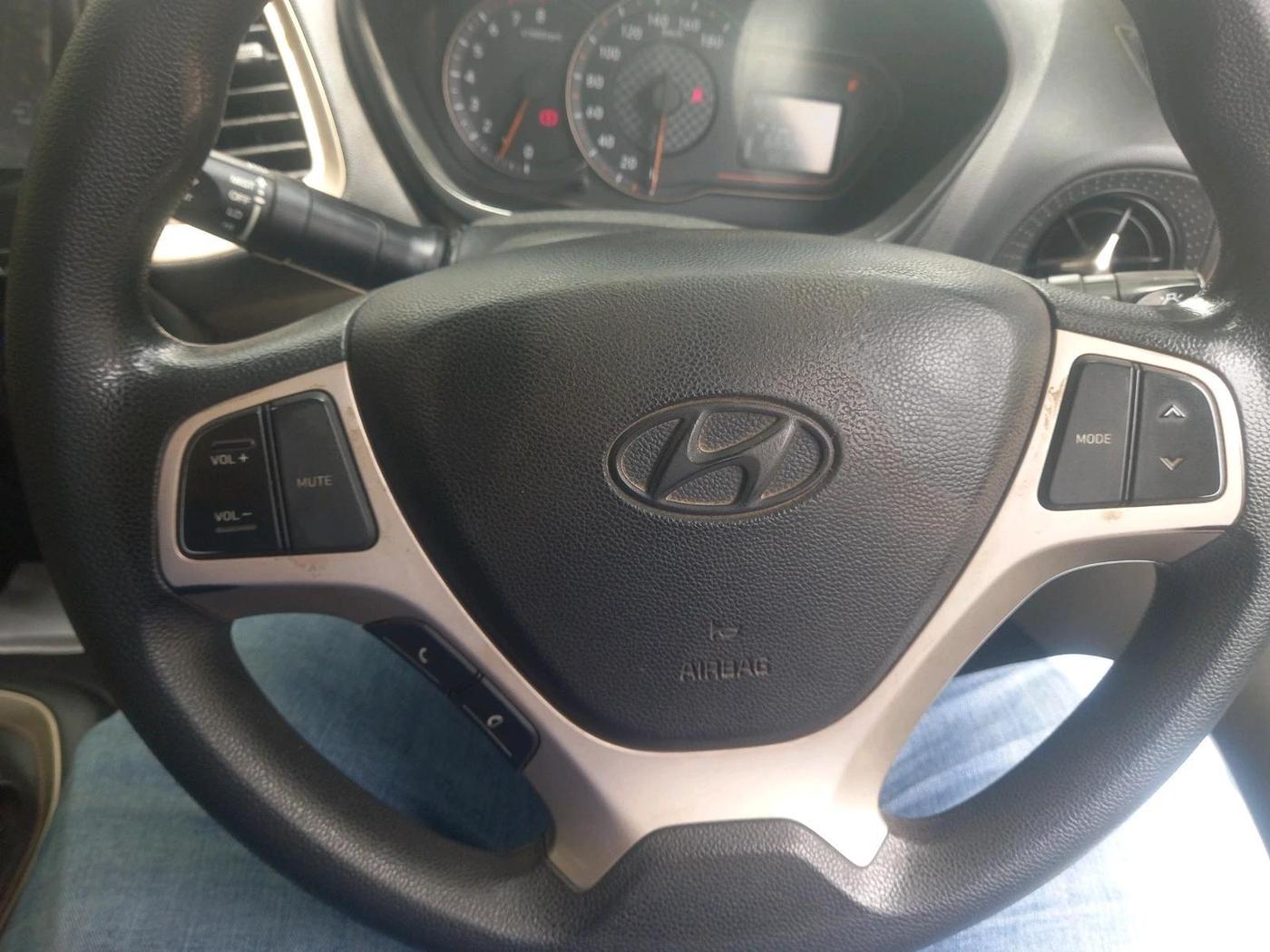 2022 Hyundai NEW SANTRO SPORTZ CNG, CNG, Manual, 80,143 km, interior