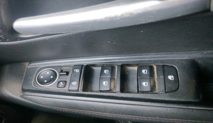 2022 KIA SONET GTX PLUS 1.5, Diesel, Manual, 56,857 km, interior