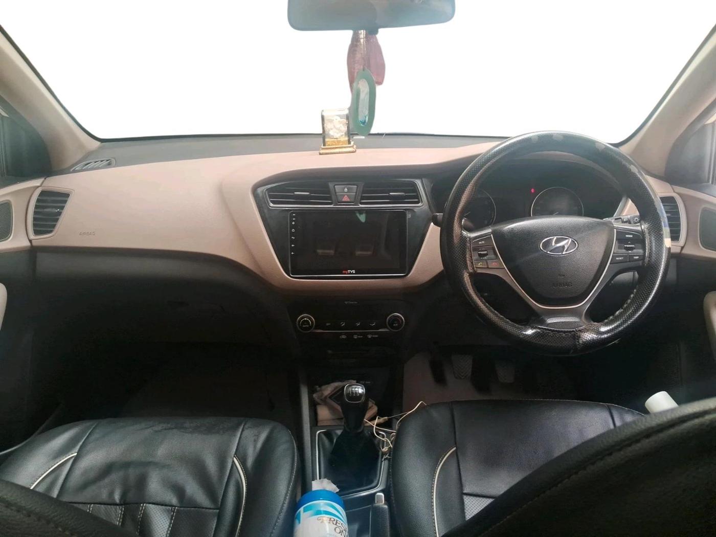 2017 Hyundai Elite i20 ASTA 1.2, Petrol, Manual, 71,623 km, interior