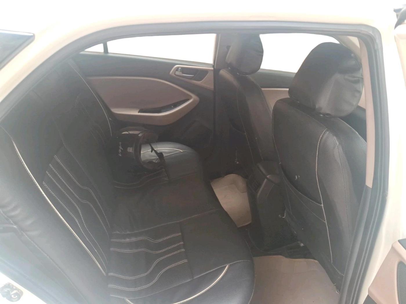 2017 Hyundai Elite i20 ASTA 1.2, Petrol, Manual, 71,623 km, interior