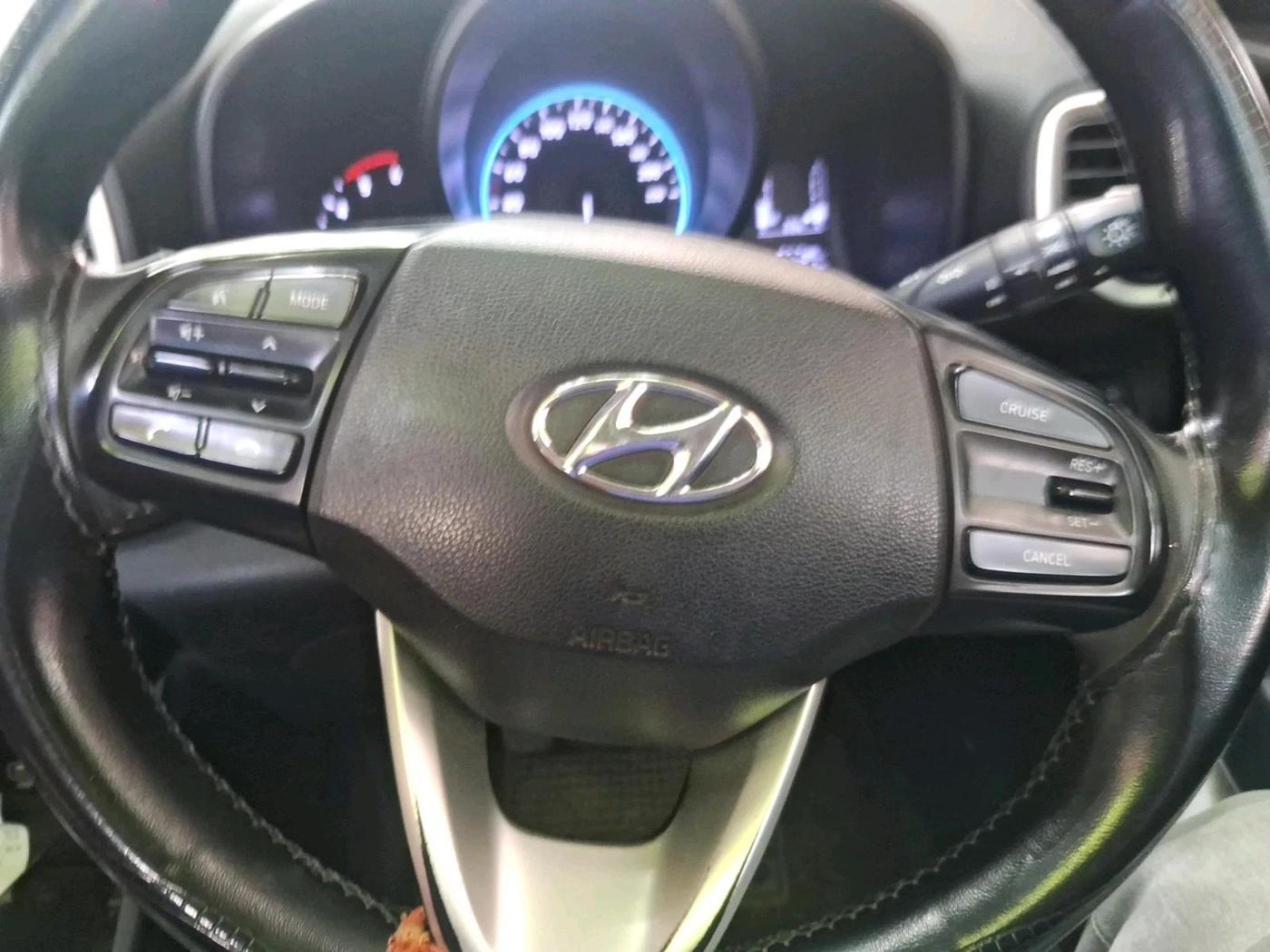 2021 Hyundai VENUE SX 1.5 CRDI, Diesel, Manual, 70,361 km, interior