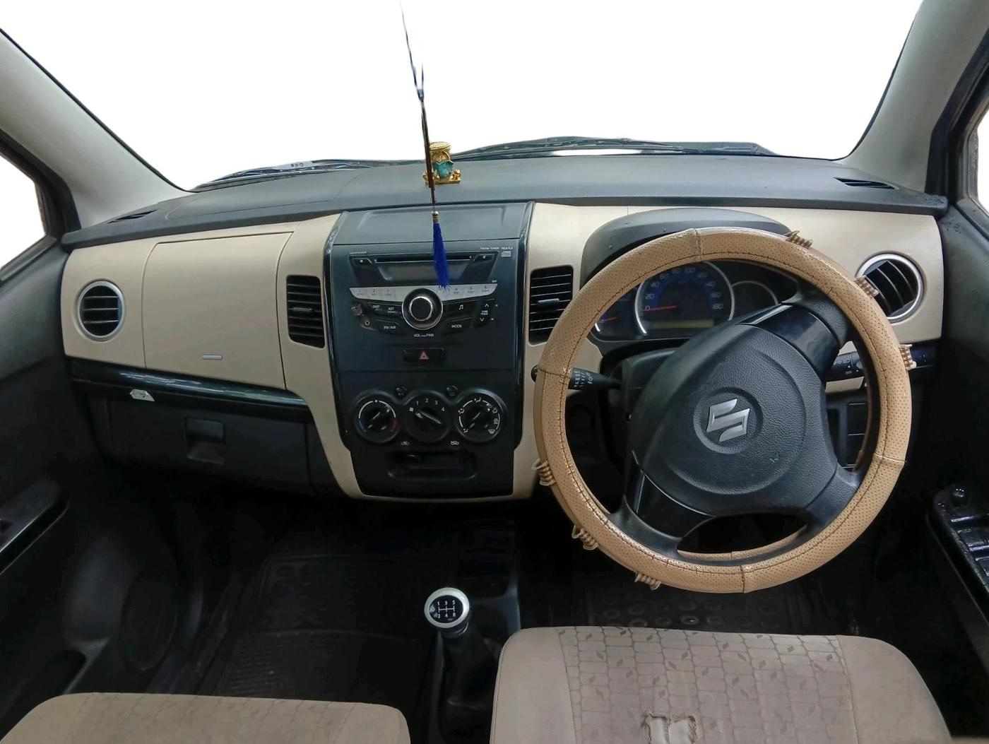 2017 Maruti Wagon R 1.0 VXI, Petrol, Manual, 46,221 km, interior