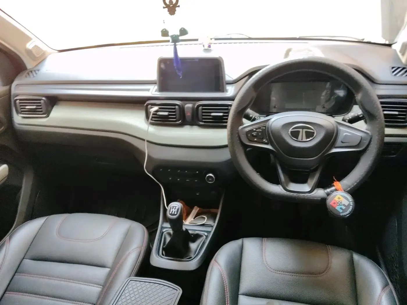 2024 Tata PUNCH ADVENTURE RHYTHM CNG, CNG, Manual, 37,702 km, interior