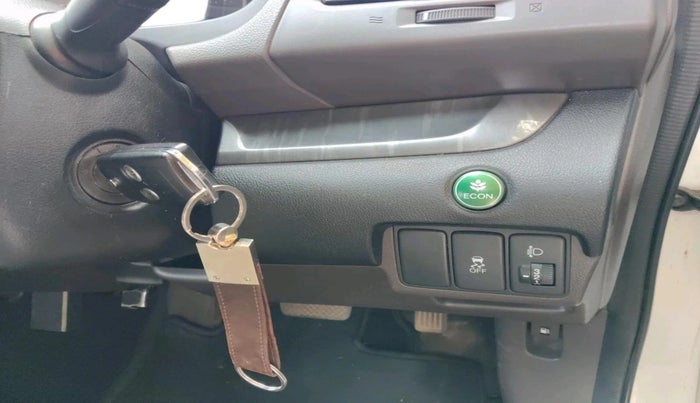 2017 Honda CRV 2.0L I-VTEC 2WD AT, Petrol, Automatic, 39,220 km, interior