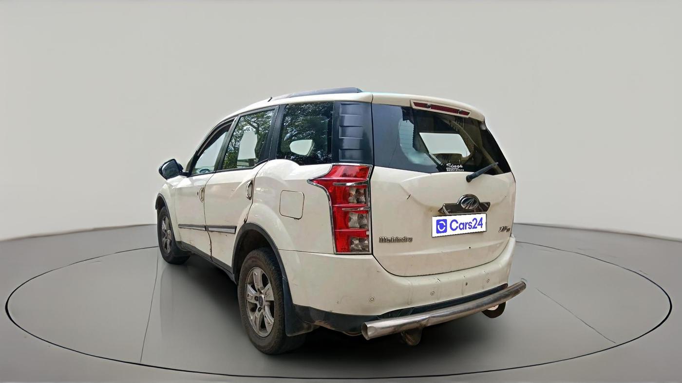 2012 Mahindra XUV500 W8, Diesel, Manual, 2,79,544 km, exterior