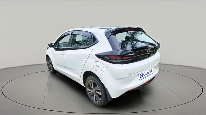 2022 Tata ALTROZ XZ PLUS PETROL, Petrol, Manual, 1,22,610 km, exterior