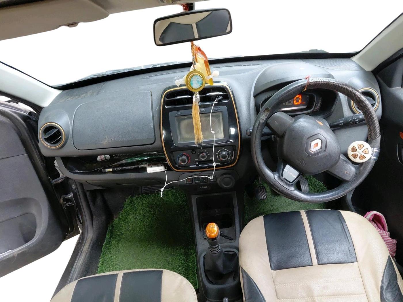 2019 Renault Kwid CLIMBER 1.0, Petrol, Manual, 76,323 km, interior