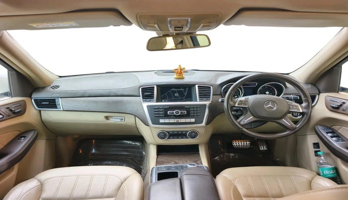 2016 Mercedes Benz GL Class 350 CDI 4Matic, Diesel, Automatic, 1,20,000 km, interior