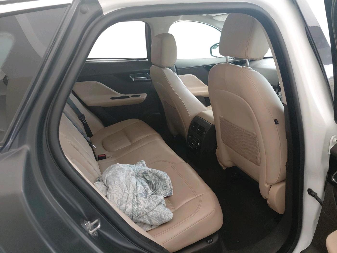 2020 Jaguar F- PACE 2.0 PRESTIGE PETROL, Petrol, Automatic, 47,904 km, interior