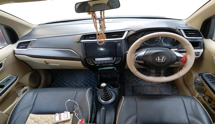 2017 Honda Amaze 1.5L I-DTEC SX, Diesel, Manual, 85,560 km, interior