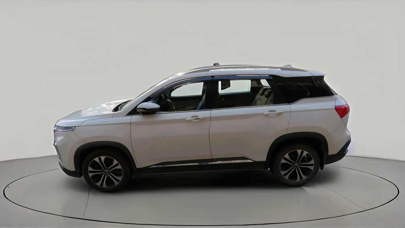 2023 MG HECTOR SHARP 2.0 DIESEL, Diesel, Manual, 43,276 km, exterior