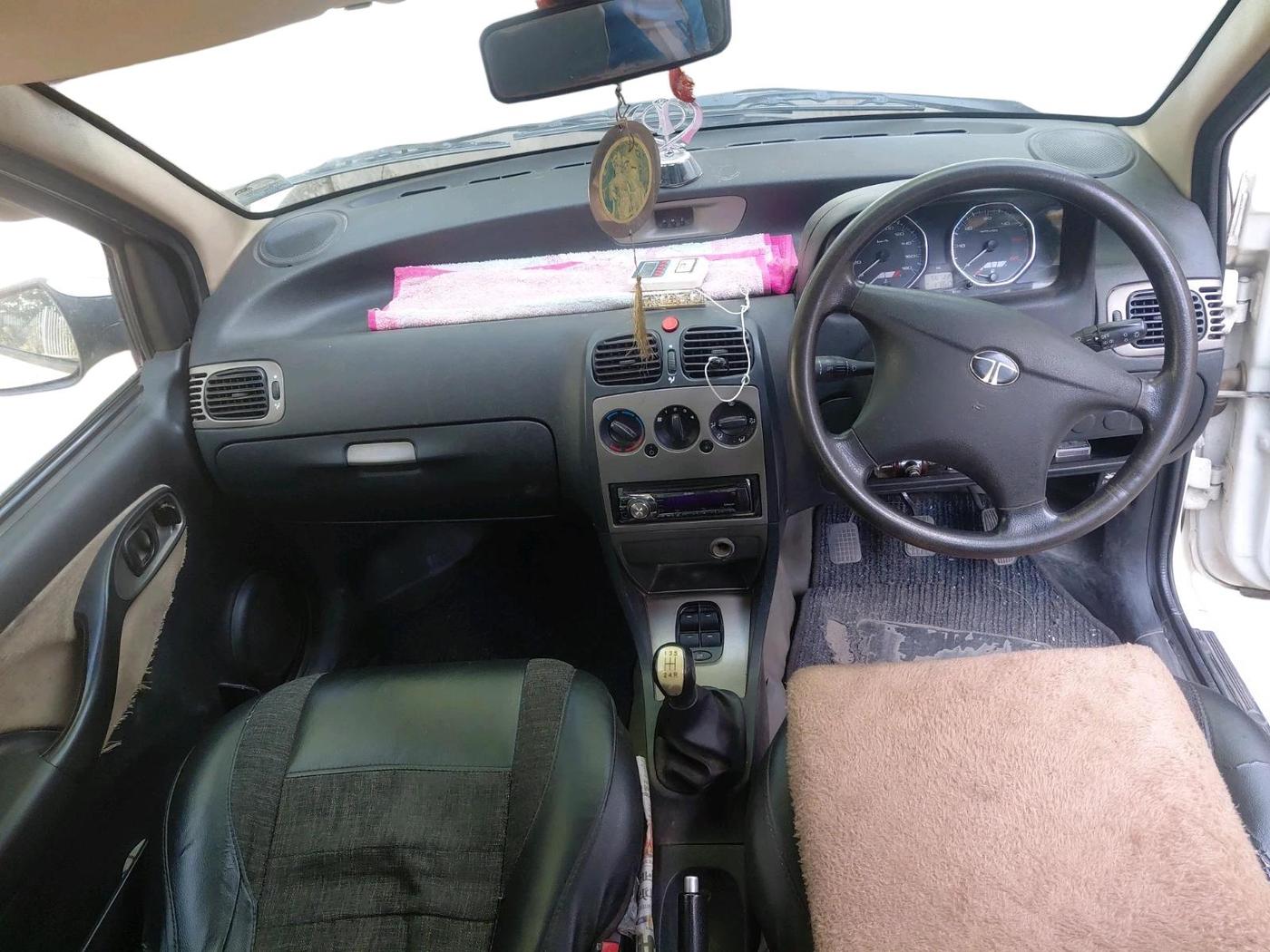 2013 Tata Indigo ECS LX CR4, Diesel, Manual, 56,950 km, interior