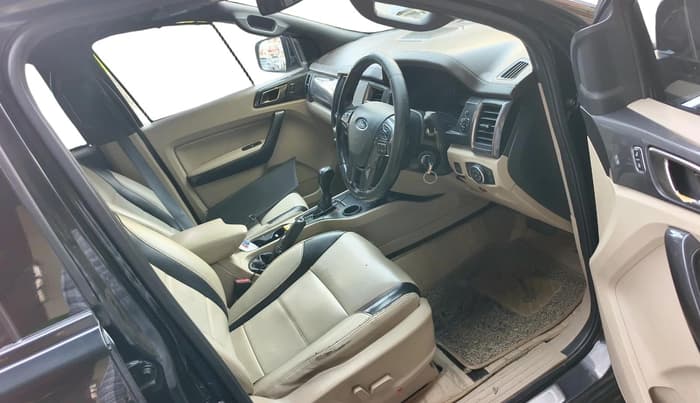 2018 Ford Endeavour TITANIUM 2.2 4X2 AT, Diesel, Automatic, 1,80,709 km, interior