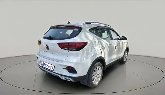 2024 MG ASTOR Shine 1.5 MT (Ivory), Petrol, Manual, 45,001 km, exterior