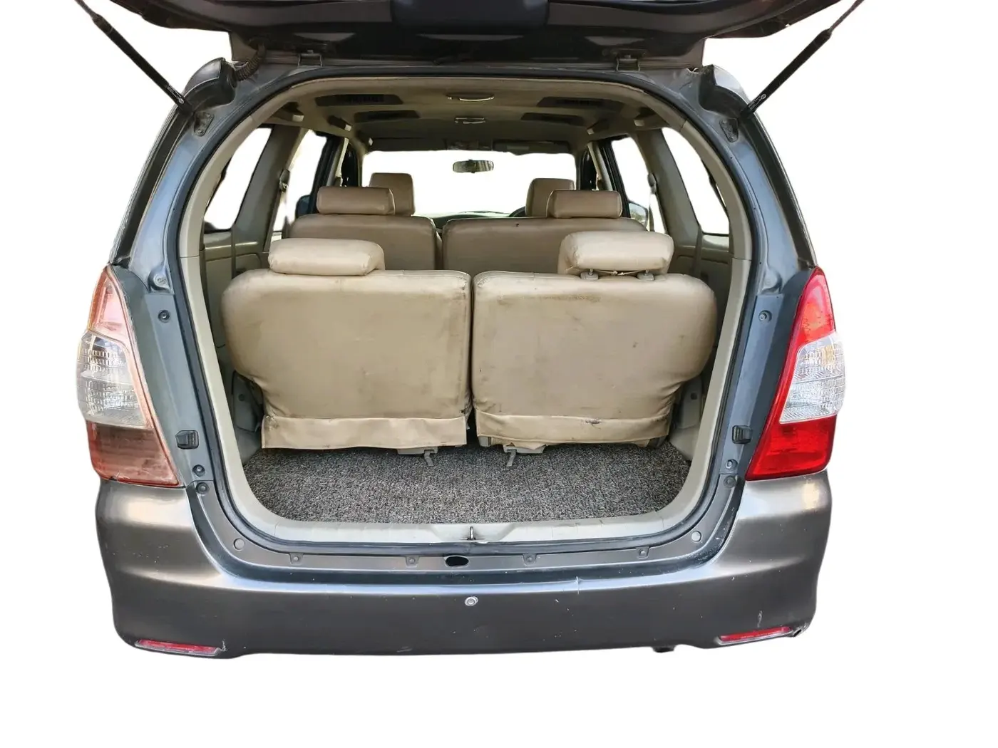 2012 Toyota Innova 2.5 GX 7 STR, Diesel, Manual, 2,65,972 km, exterior
