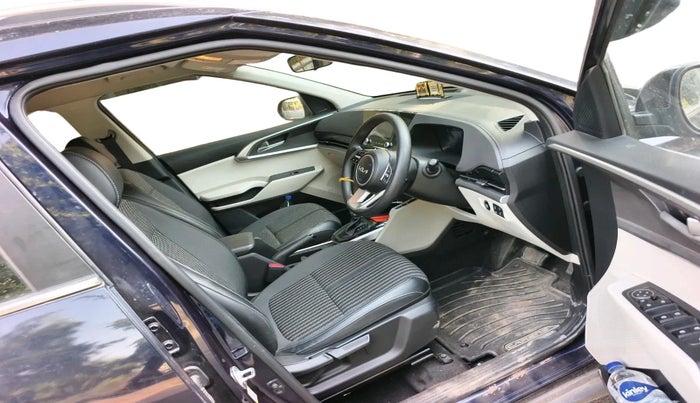 2023 KIA CARENS  PRESTIGE PLUS 1.5 TURBO PETROL DCT 7 STR, Petrol, Automatic, 11,794 km, interior