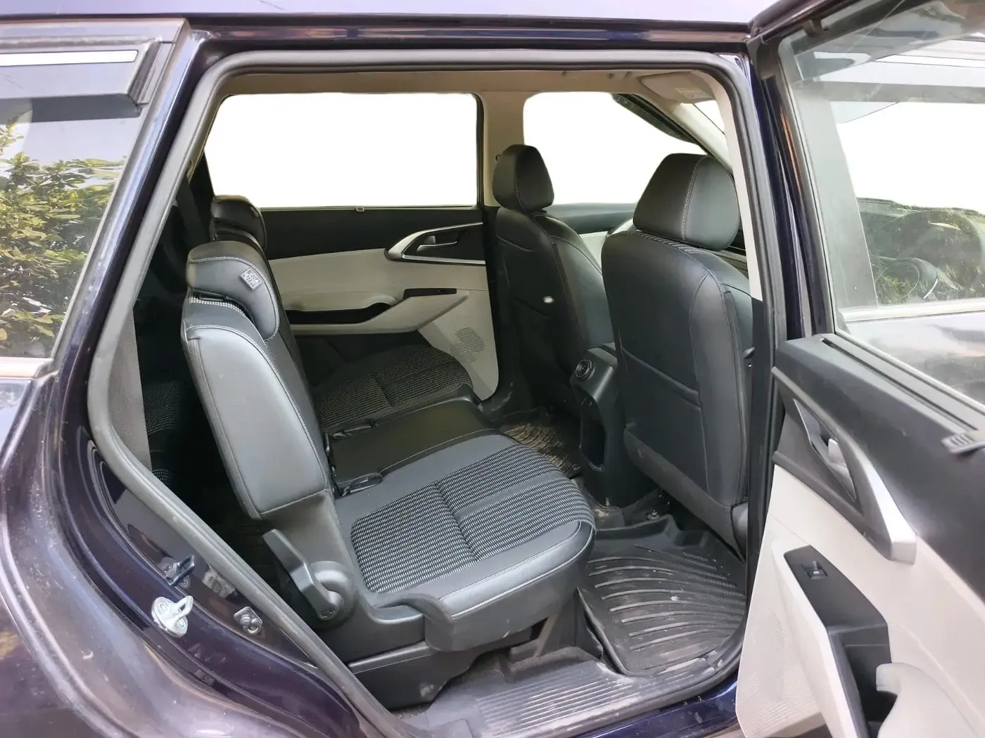 2023 KIA CARENS  PRESTIGE PLUS 1.5 TURBO PETROL DCT 7 STR, Petrol, Automatic, 11,794 km, interior