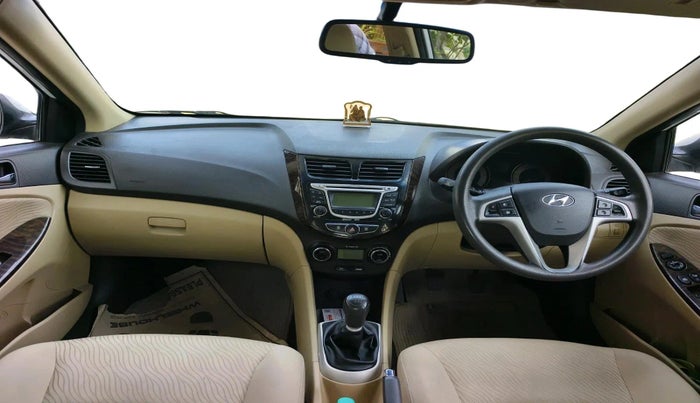 2011 Hyundai Verna FLUIDIC 1.6 CRDI SX, Diesel, Manual, 1,02,755 km, interior