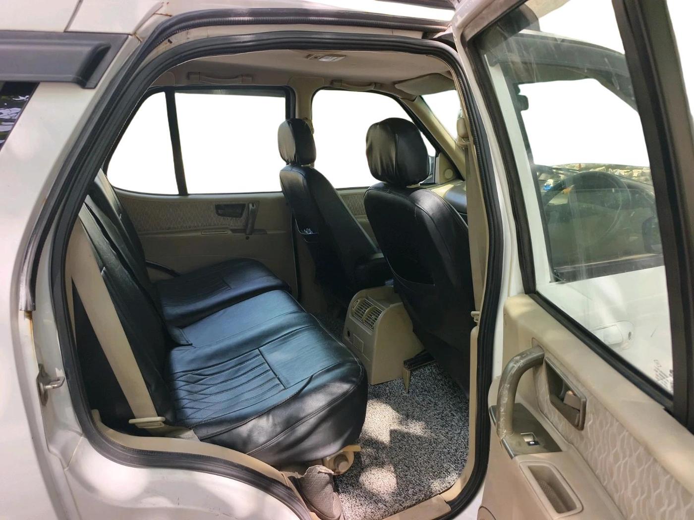 2012 Tata Safari 4X2 EX DICOR, Diesel, Manual, 91,450 km, interior