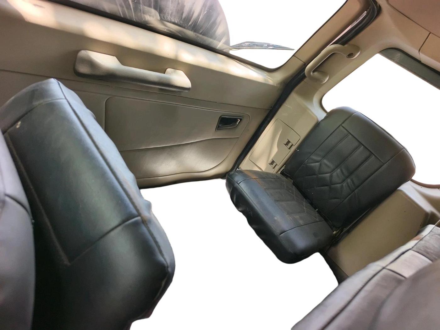 2012 Tata Safari 4X2 EX DICOR, Diesel, Manual, 91,450 km, interior