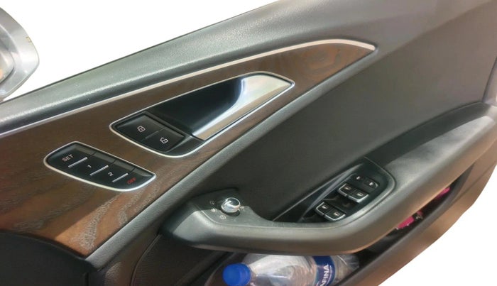 2015 Audi A6 35 TDI S LINE, Diesel, Automatic, 1,46,957 km, interior