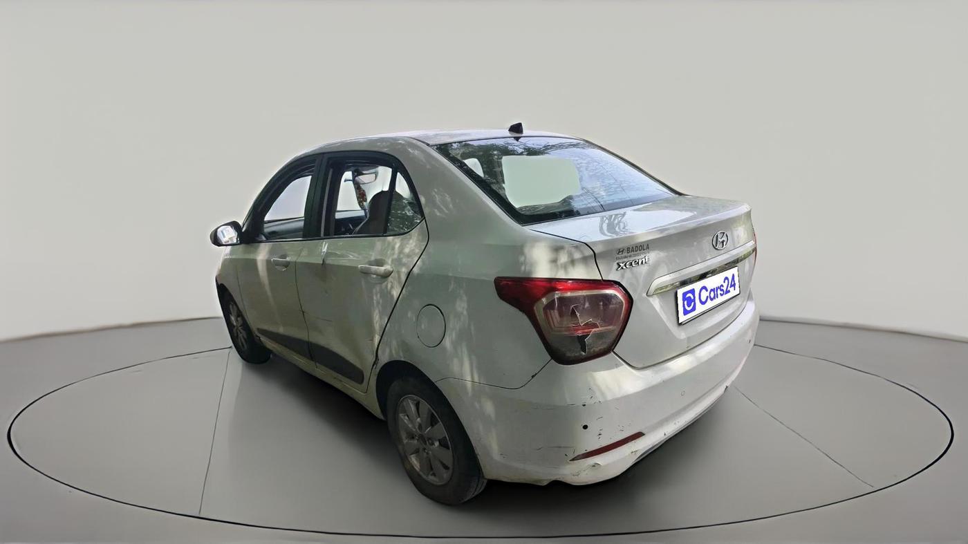 2015 Hyundai Xcent S 1.1 CRDI, Diesel, Manual, 1,21,089 km, exterior