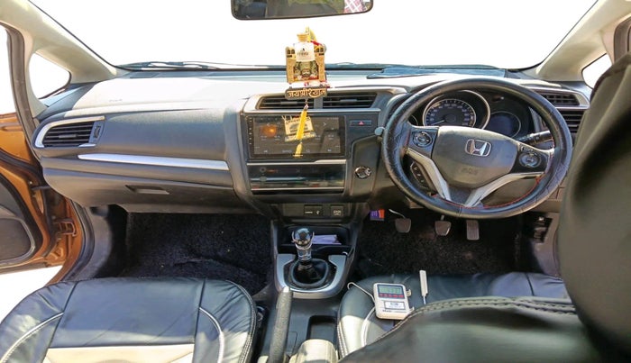 2017 Honda WR-V 1.5L I-DTEC VX MT, Diesel, Manual, 1,65,309 km, interior