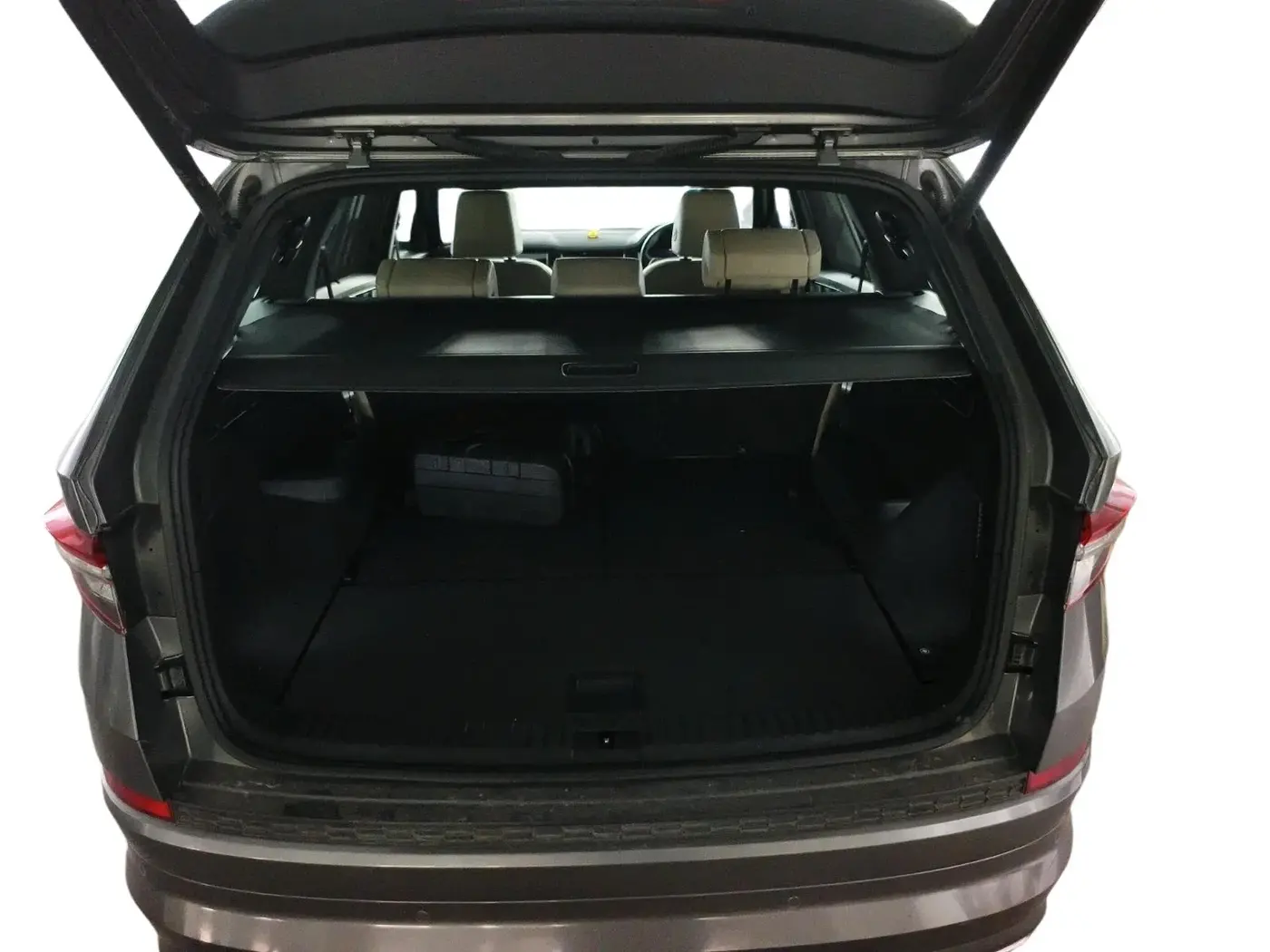 2022 Skoda Kodiaq L&K, Petrol, Automatic, 1,71,819 km, exterior