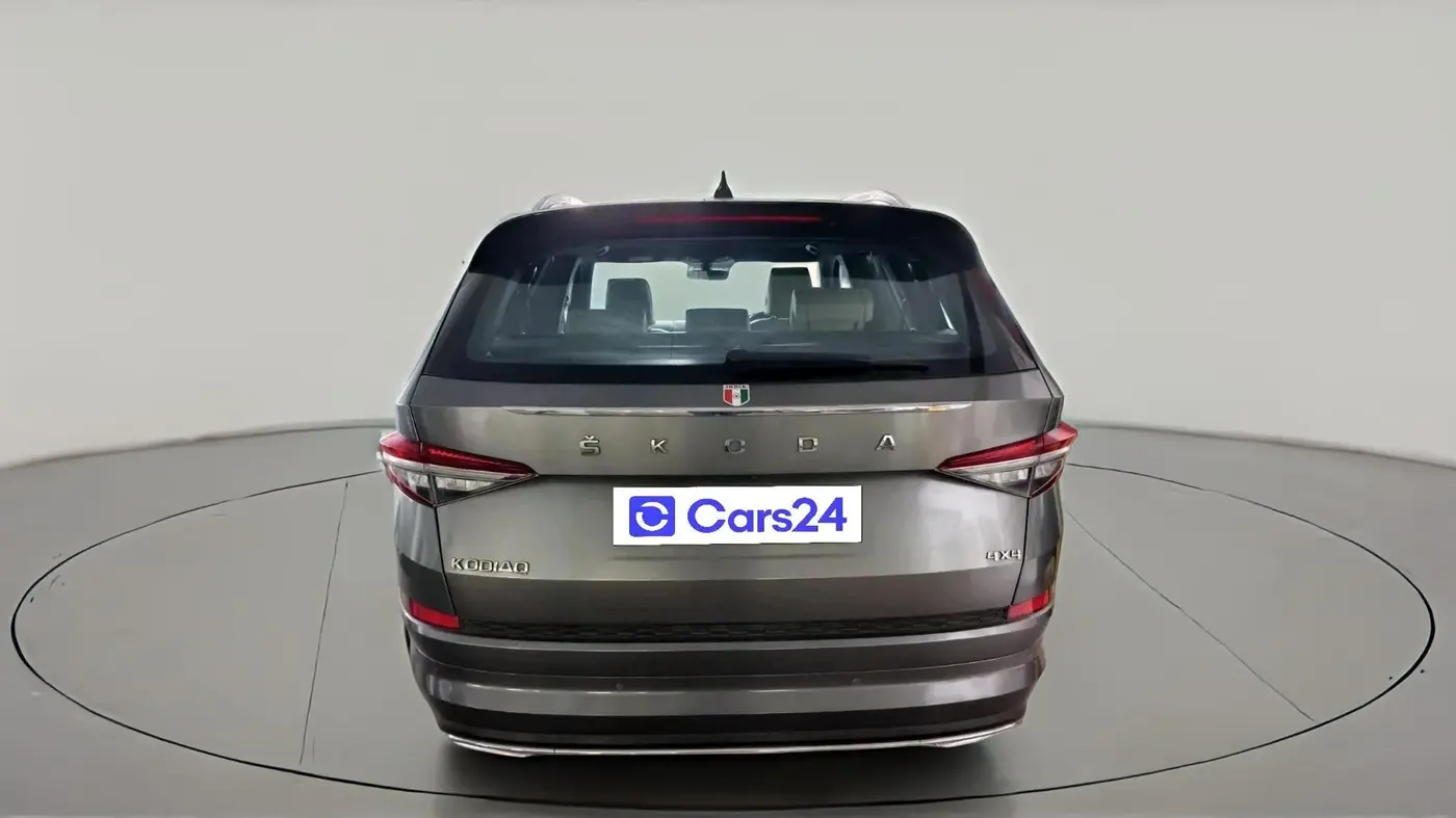 2022 Skoda Kodiaq L&K, Petrol, Automatic, 1,71,819 km, exterior