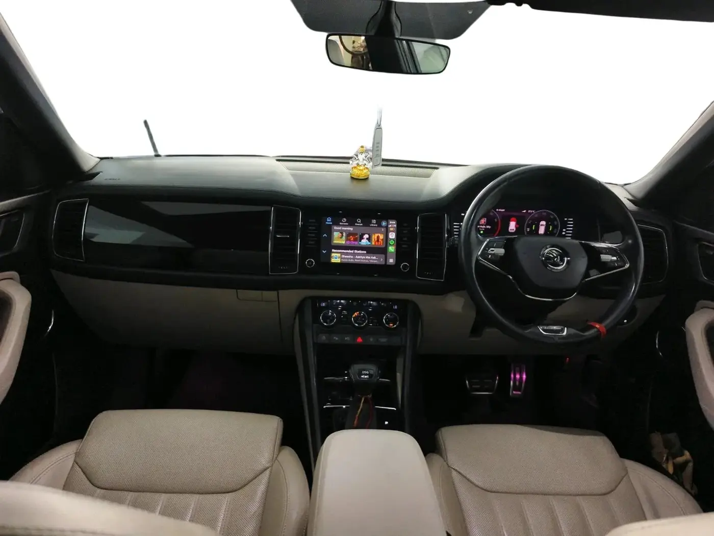 2022 Skoda Kodiaq L&K, Petrol, Automatic, 1,71,819 km, interior