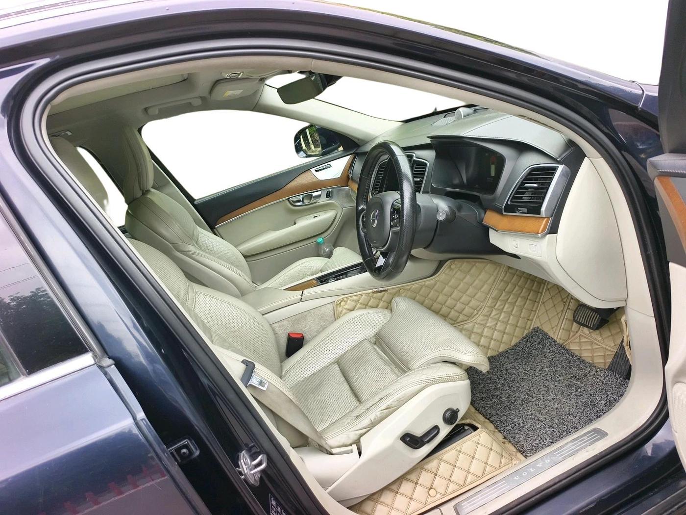 2019 Volvo XC 90 D5 Inscription, Diesel, Automatic, 1,84,521 km, interior