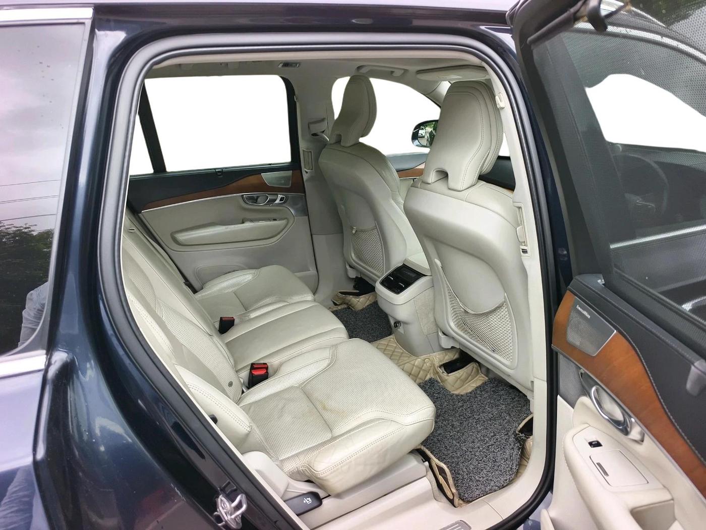 2019 Volvo XC 90 D5 Inscription, Diesel, Automatic, 1,84,521 km, interior