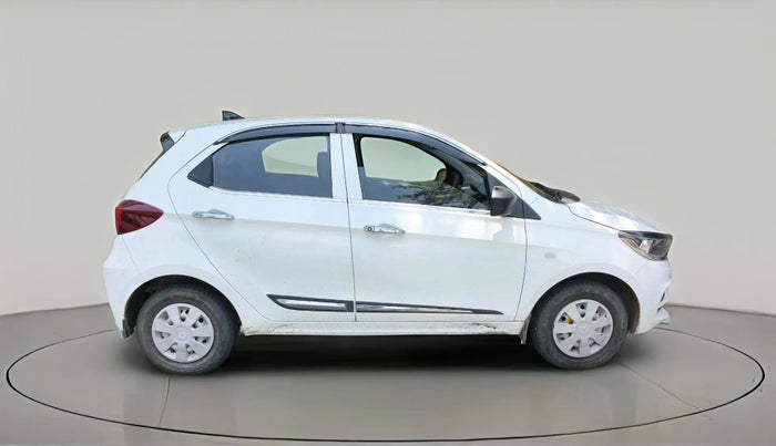 2025 Tata Tiago XE PETROL, CNG, Manual, 20,717 km, exterior