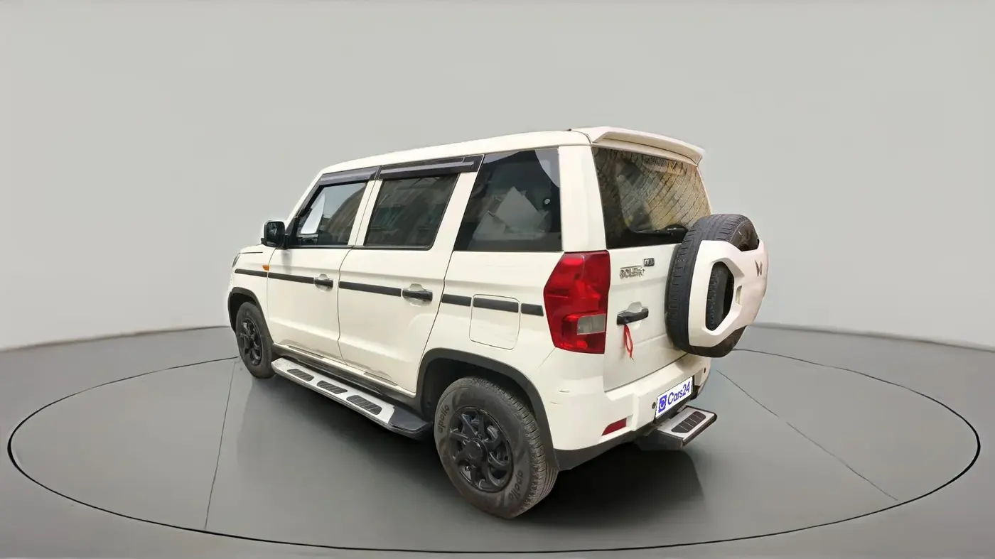 2022 Mahindra BOLERO NEO N 8, Diesel, Manual, 41,537 km, exterior