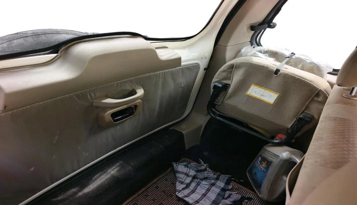 2022 Mahindra BOLERO NEO N 8, Diesel, Manual, 41,537 km, interior