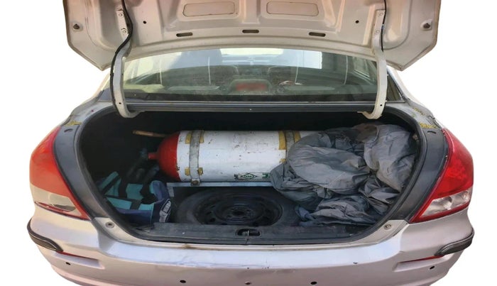 2011 Maruti Swift Dzire VXI, CNG, Manual, 65,123 km, exterior