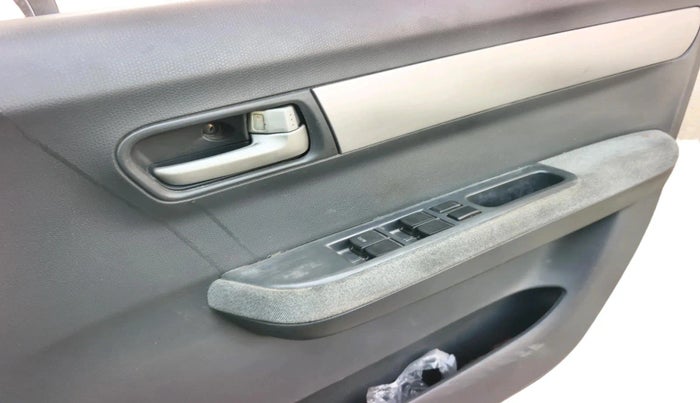 2011 Maruti Swift Dzire VXI, CNG, Manual, 65,123 km, interior