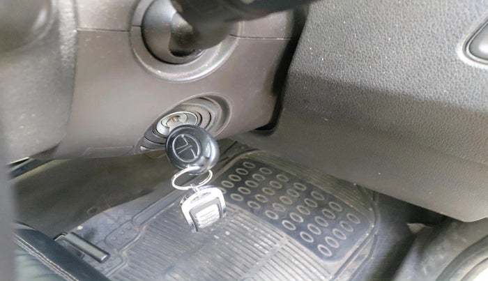 2015 Tata Bolt XE REVOTRON, Petrol, Manual, 95,855 km, interior