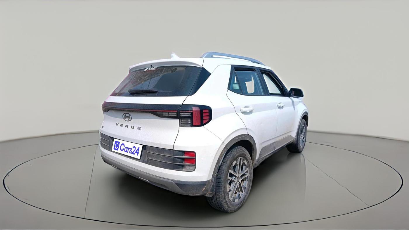 2025 Hyundai VENUE SX 1.5 CRDI, Diesel, Manual, 32,738 km, exterior