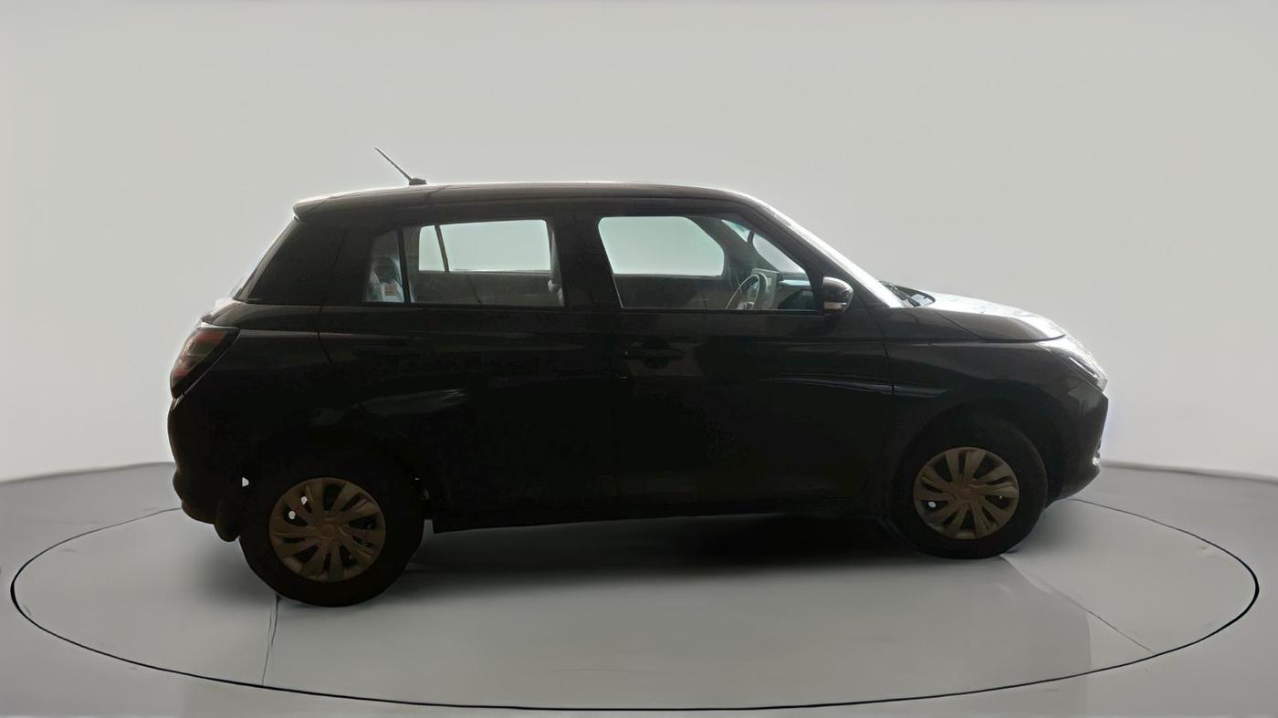 2025 Maruti Swift VXi, Petrol, Manual, 2,875 km, exterior