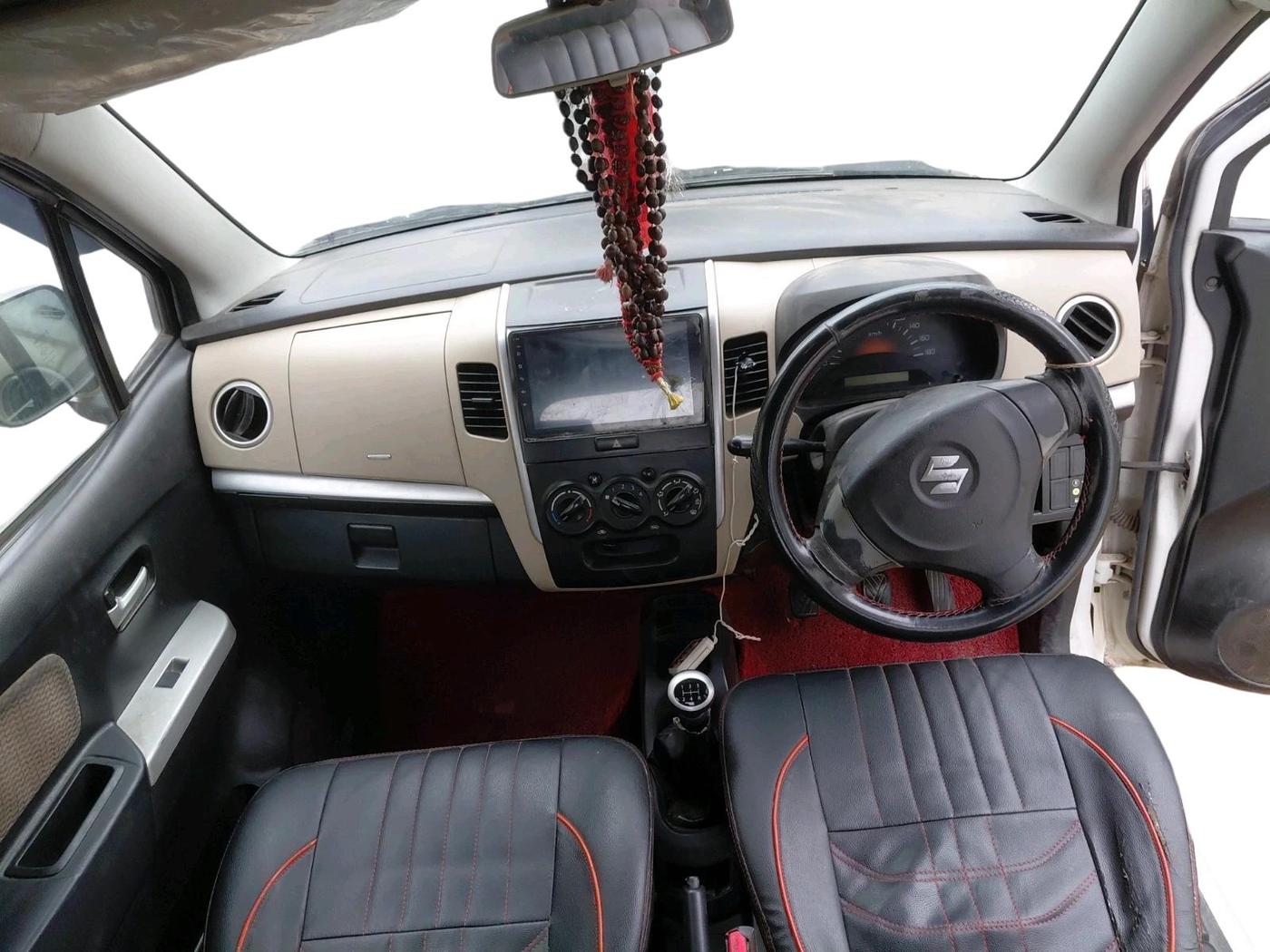 2018 Maruti Wagon R 1.0 LXI CNG, CNG, Manual, 1,24,431 km, interior
