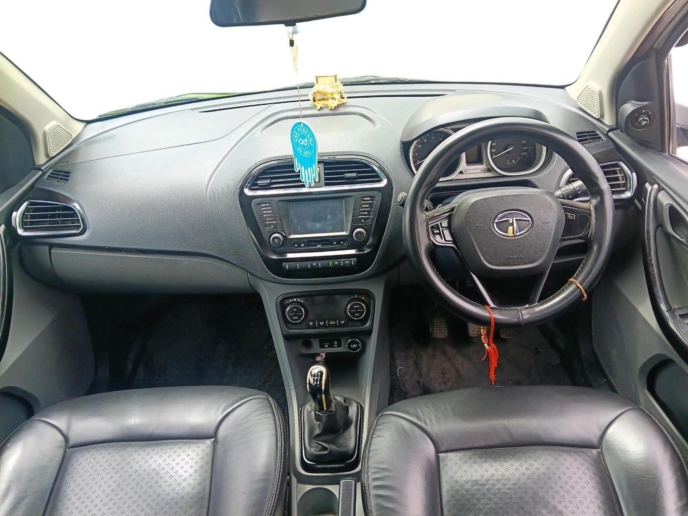 2017 Tata TIGOR XZ (O) PETROL, Petrol, Manual, 1,09,429 km, interior
