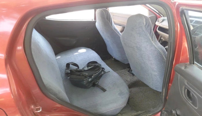 2018 Renault Kwid RXT 1.0, CNG, Manual, 1,62,406 km, interior