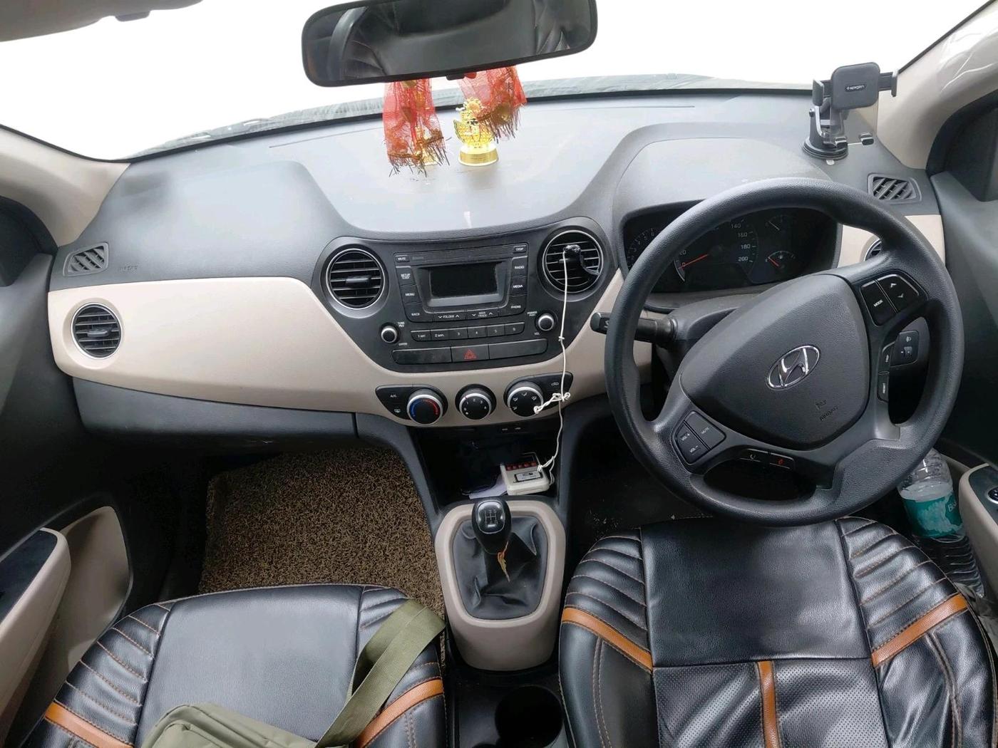 2019 Hyundai Xcent S 1.2, CNG, Manual, 49,636 km, interior
